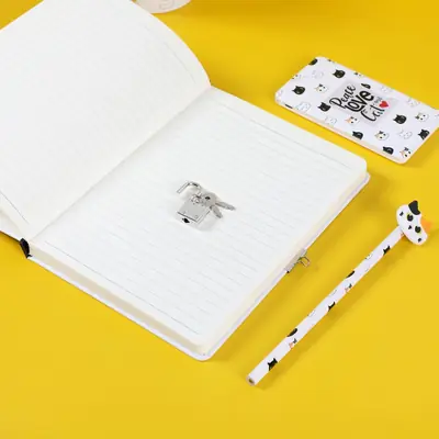 Diary with key iTotal A5 80g 96sh Cat XL1899-2