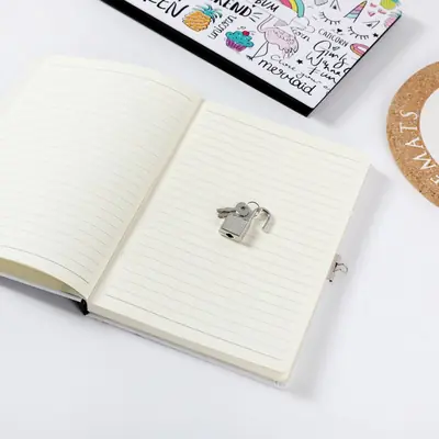 Diary with key iTotal A5 80g 96sh Stay wild XL1848-2
