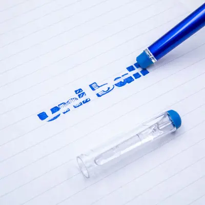 Roler Uni uf-222 (0.7) signo plavi s dvije gumice piši briši-5